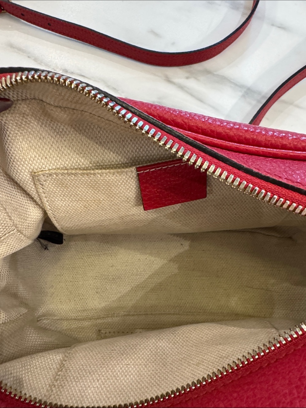 Gucci Bag - Picture 2 of 2